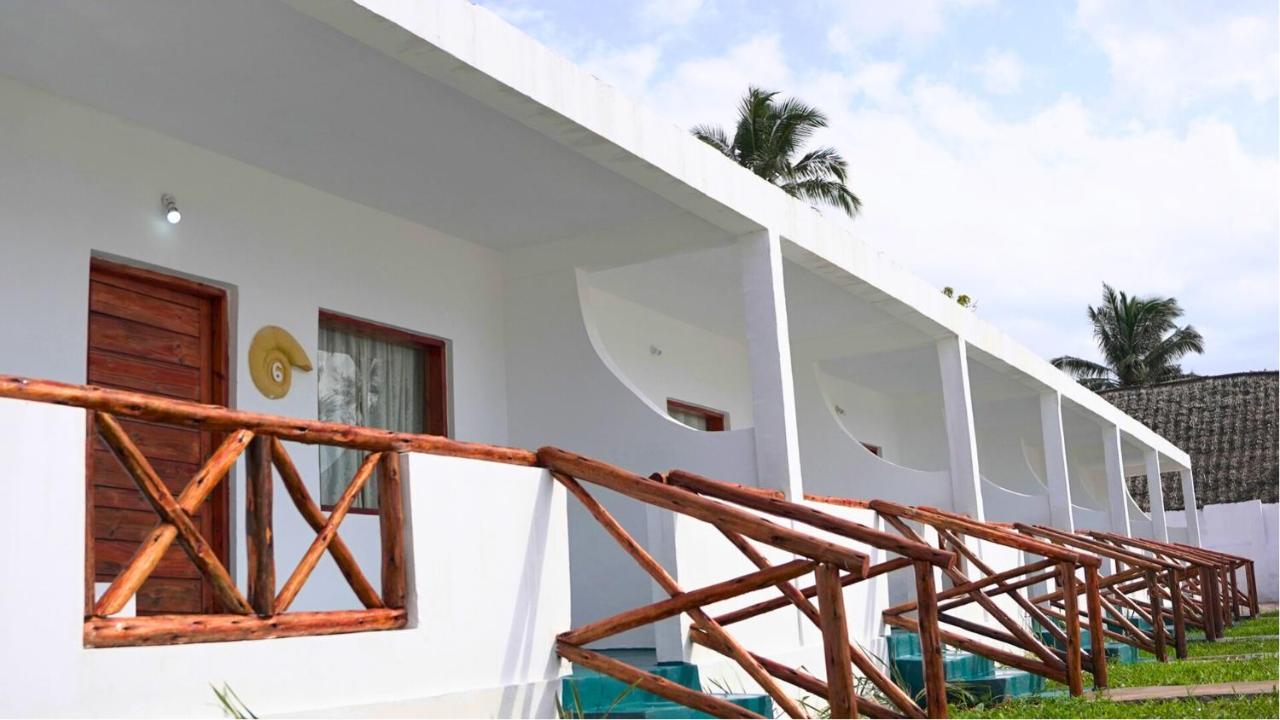 Nautilus Boutique Hotel Uroa Exterior foto